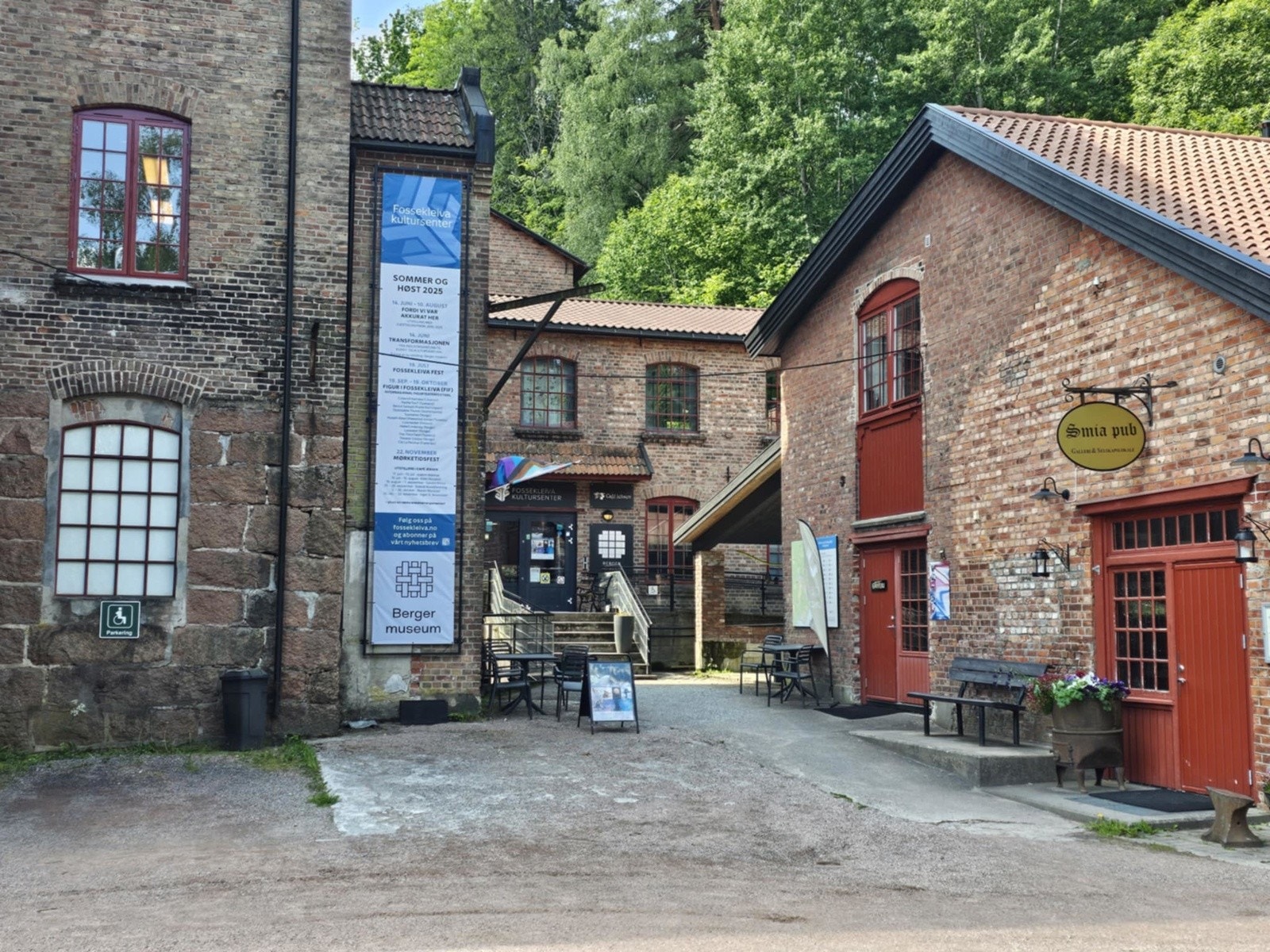 I dag finner du her Berger Museum, Café Jebsen med mange utstillinger, kunst- og kulturopplevelser Galleribilde