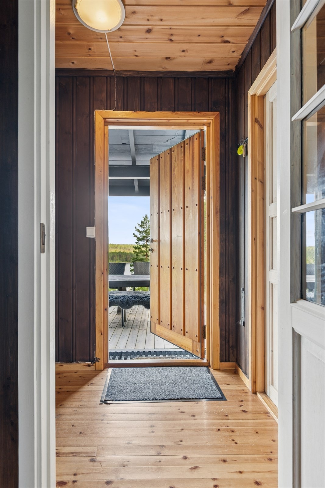 Har du en hyttedrøm som kombinerer frisk natur, god utsikt og godt med palass? Her har du muligheten! Galleribilde