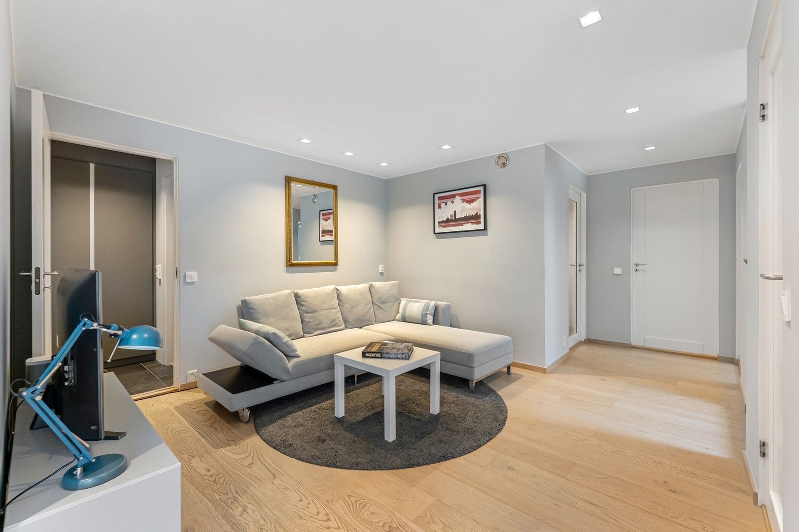 Stue i underetasjen. Galleribilde