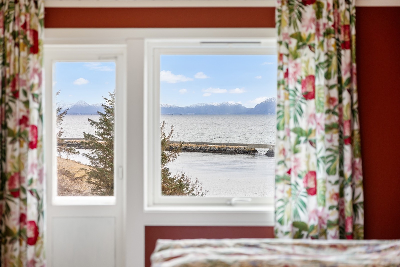 Vakker utsikt fra soverommet Galleribilde