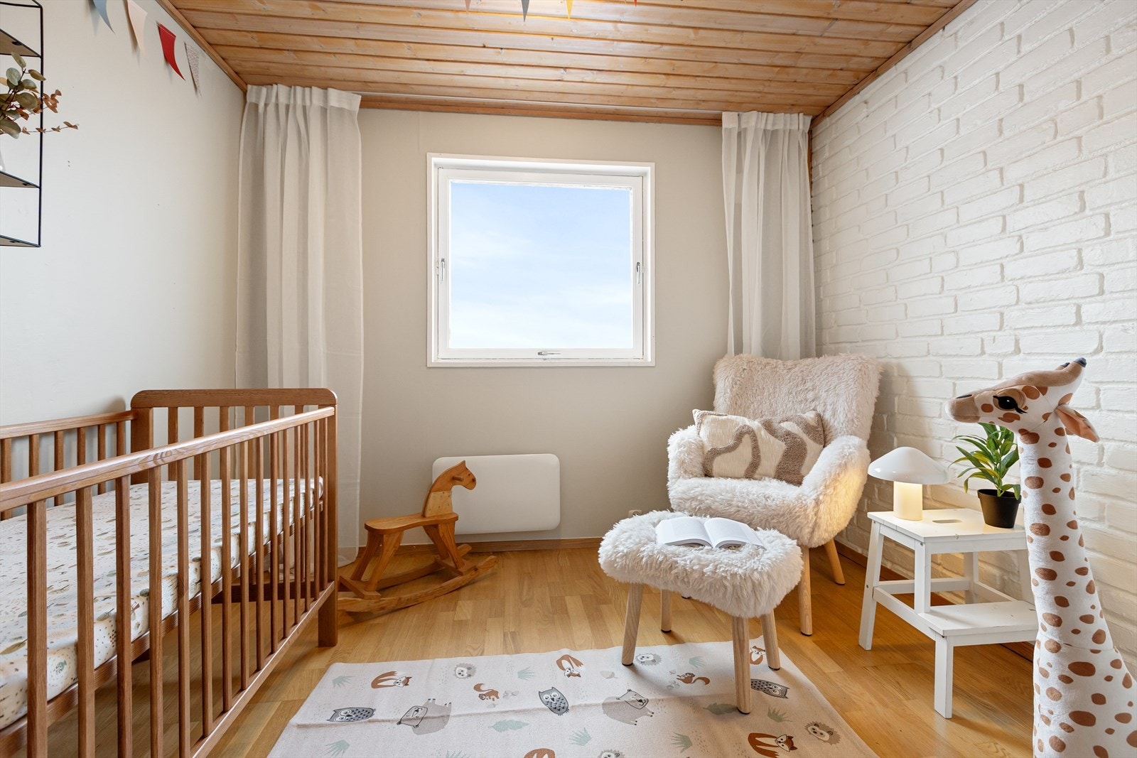 Barnesoverom / Gjestesoverom i første etasje? Galleribilde