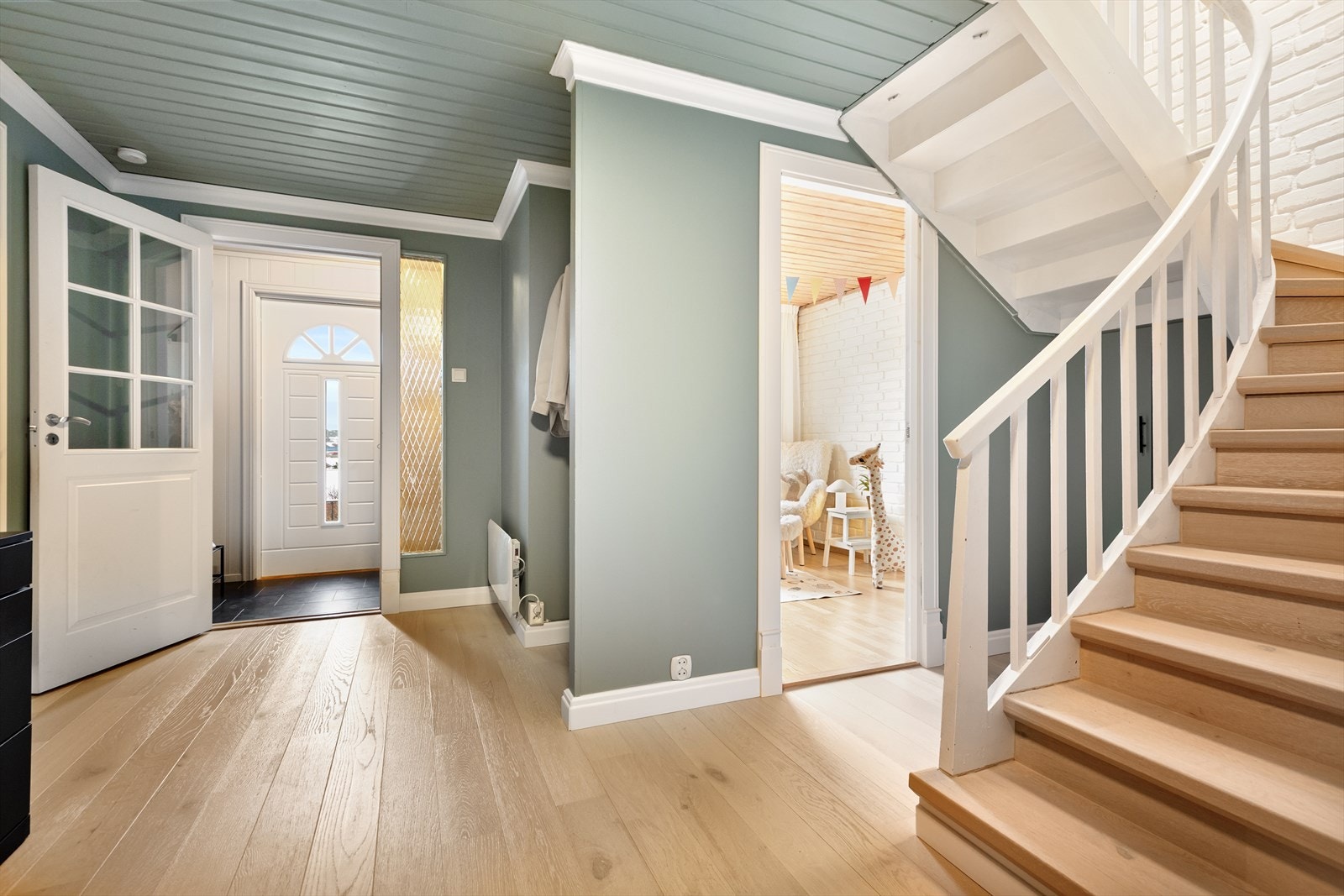 Romslig og åpen gang! Galleribilde