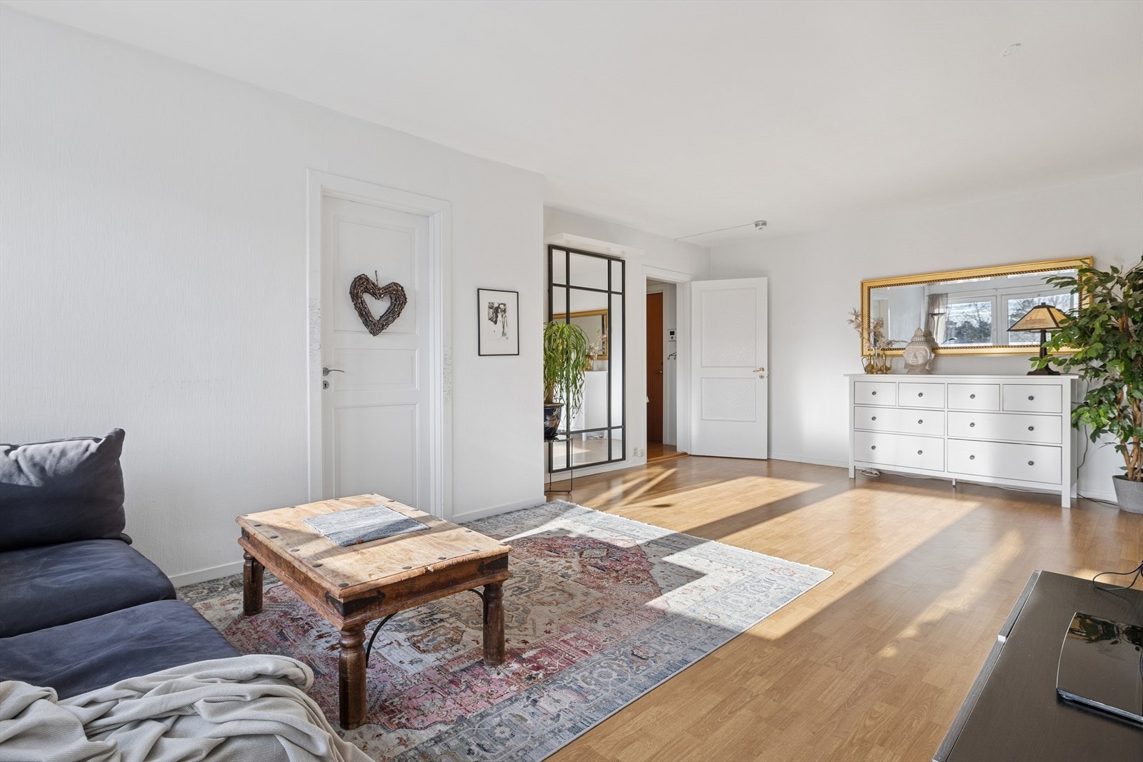 Romslig stue Galleribilde