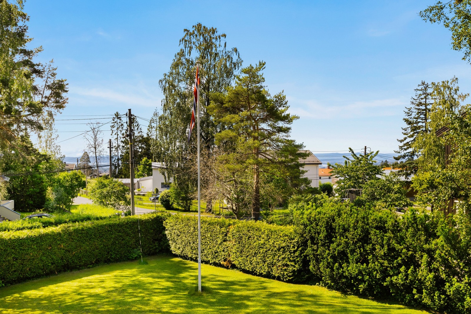 Hage og luftig utsyn! Galleribilde