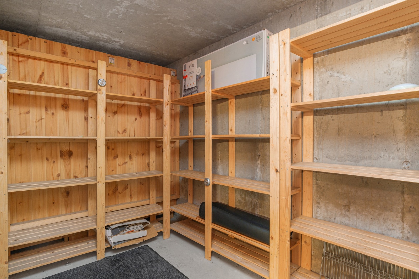 Leiligheten disponerer en kjellerbod på ca. 6 kvm. Galleribilde