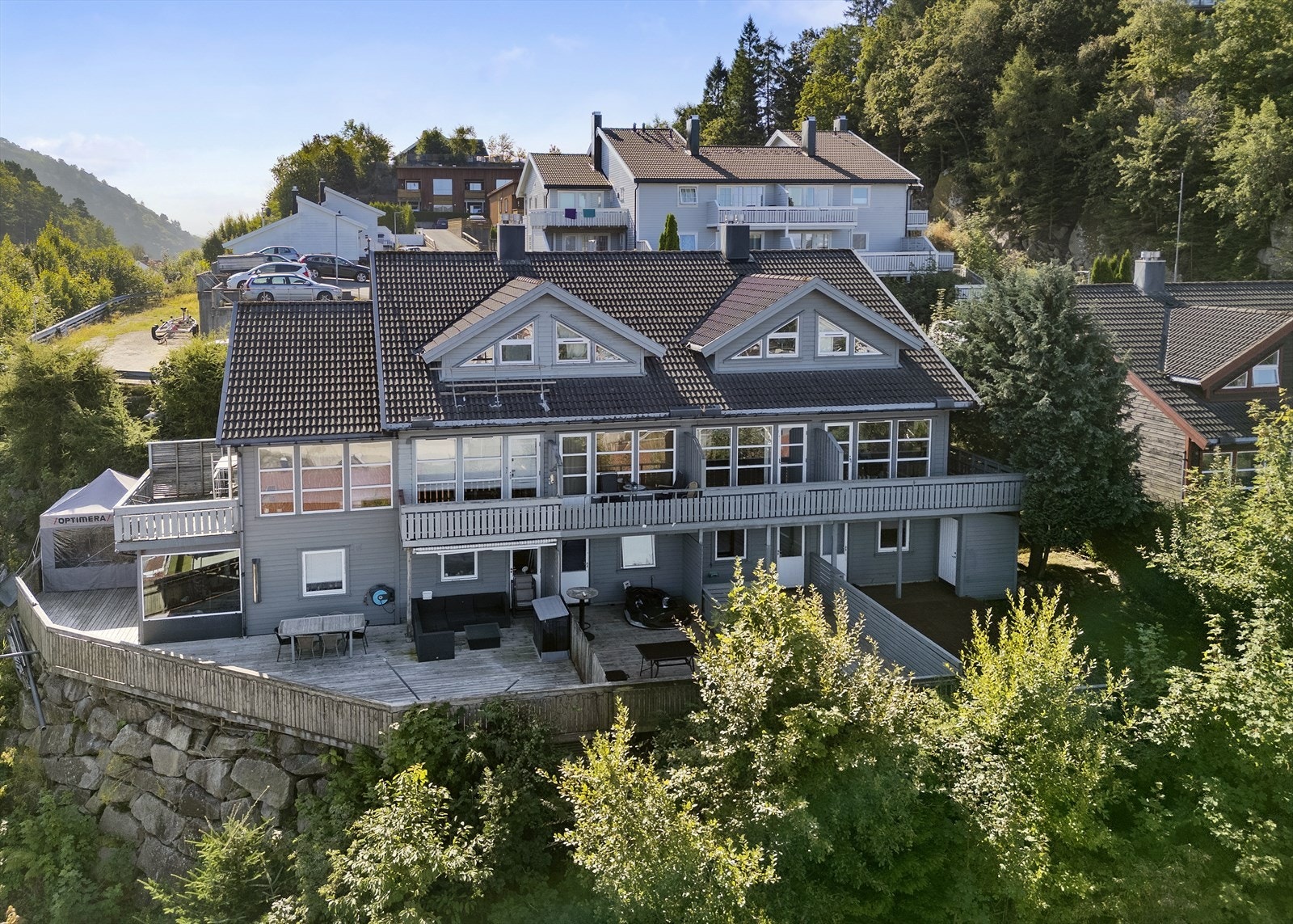 Boligen er nr. 2 fra høyre. Galleribilde