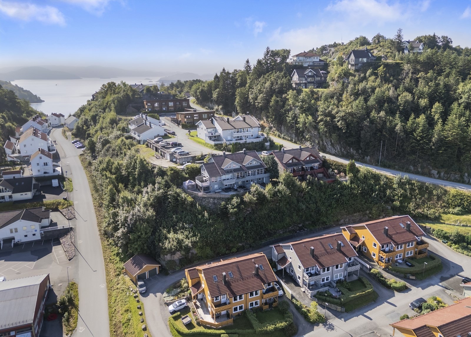 Persheia har kort vei ned til Kleven. Galleribilde