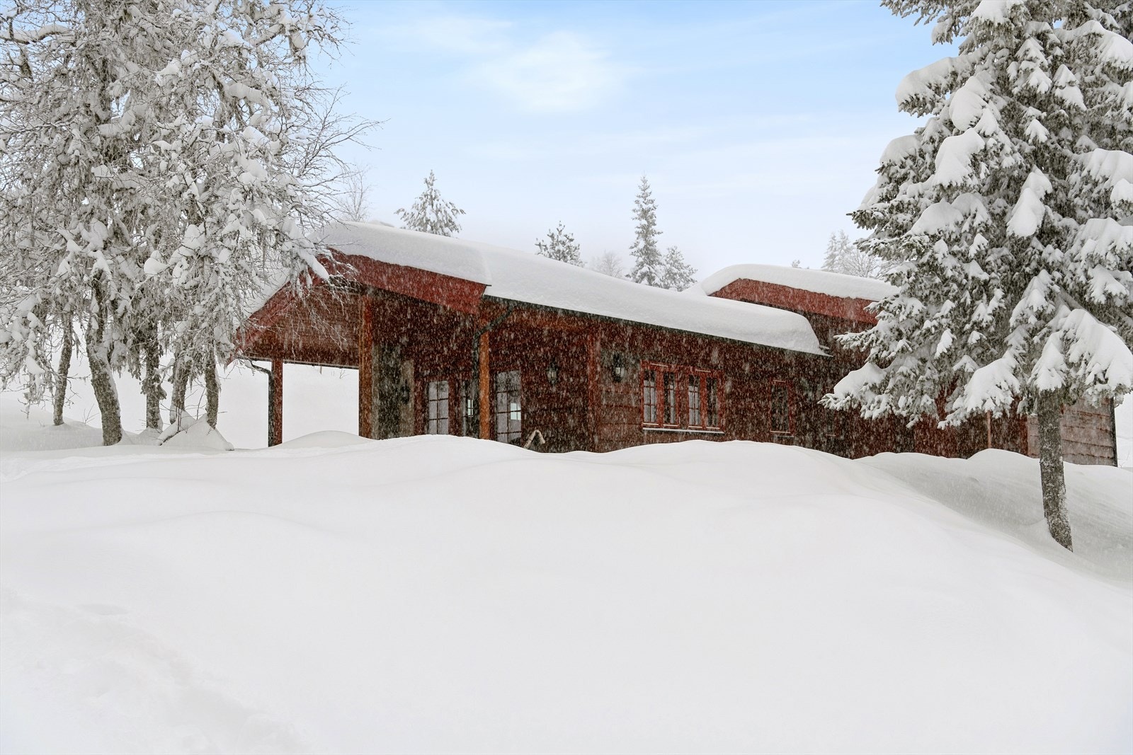 Med kun 300 meter til nærmeste alpinbakke og 50 meter til langrennsløyper, er dette en ideell base. Galleribilde