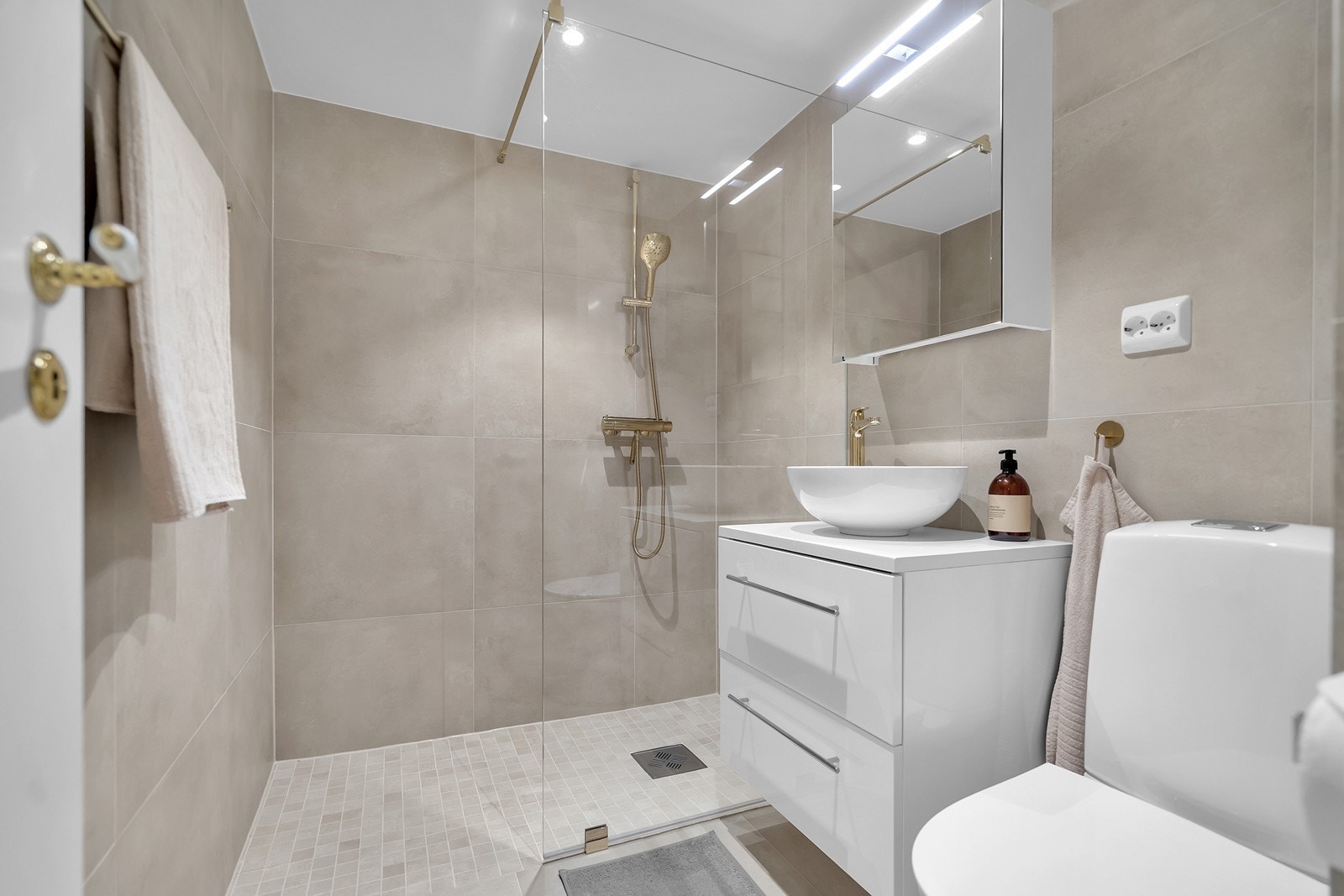 Nytt bad Galleribilde