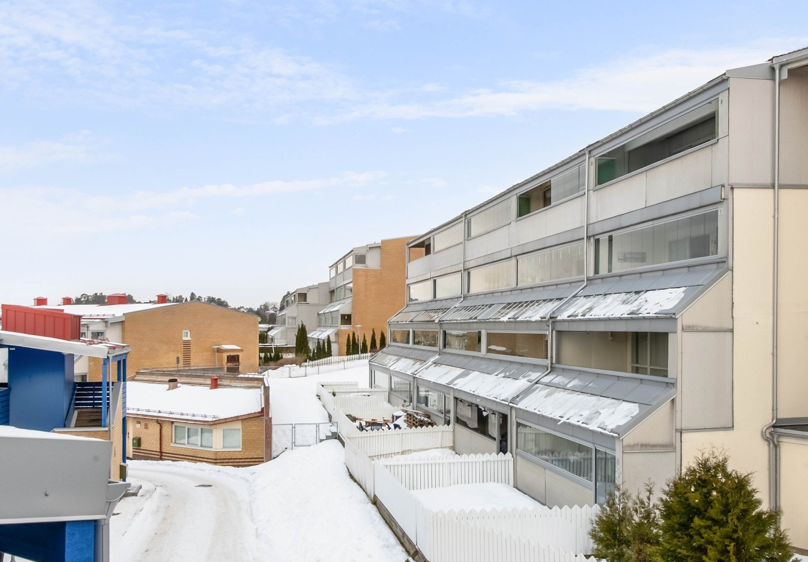 Kantarellen borettslag vil gjennomgå renovering med oppussing av fasade og vinduer Galleribilde