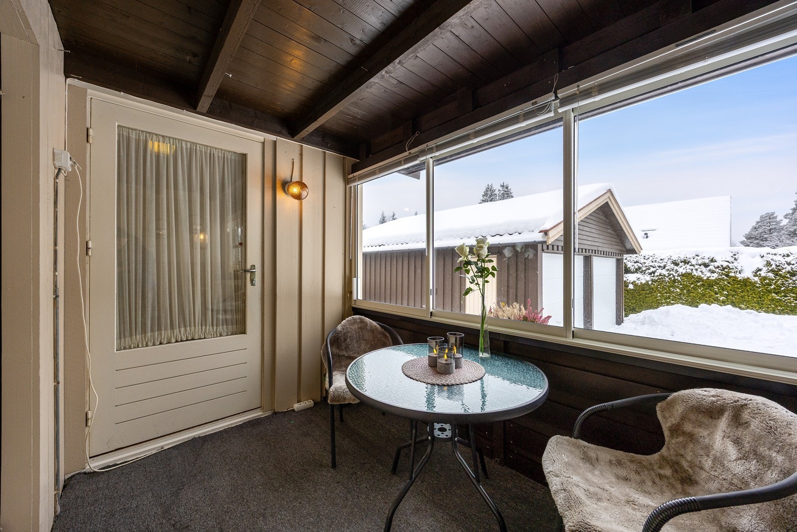 Innglasset balkong på ca. 6 kvm. Galleribilde