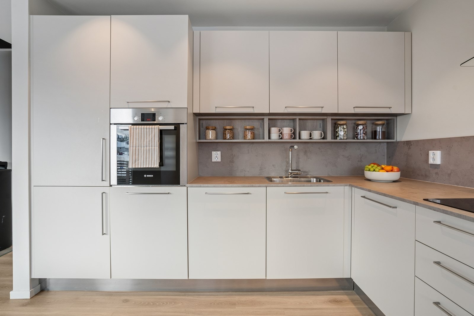 Her er det godt tilrettelagt for både hverdagsbruk og sosiale sammenkomster. Galleribilde