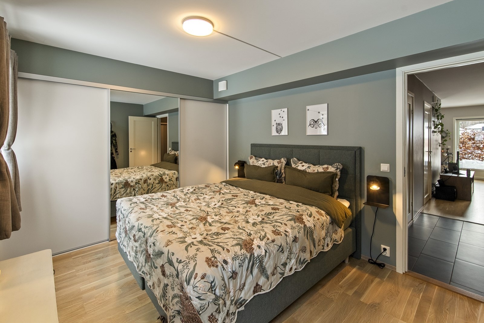 I leiligheten er det to soverom av gode størrelser. Galleribilde