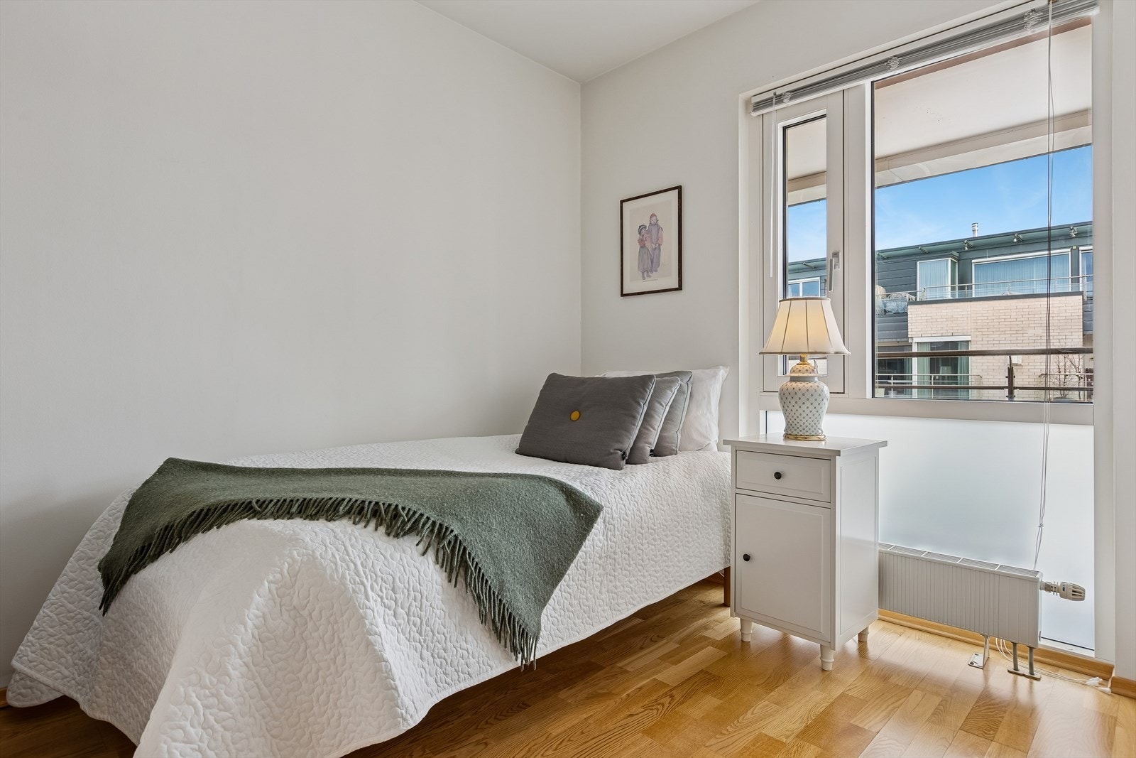 Det andre soverommet er på 8,5 m² og kan benyttes som gjesterom eller kontor. Galleribilde