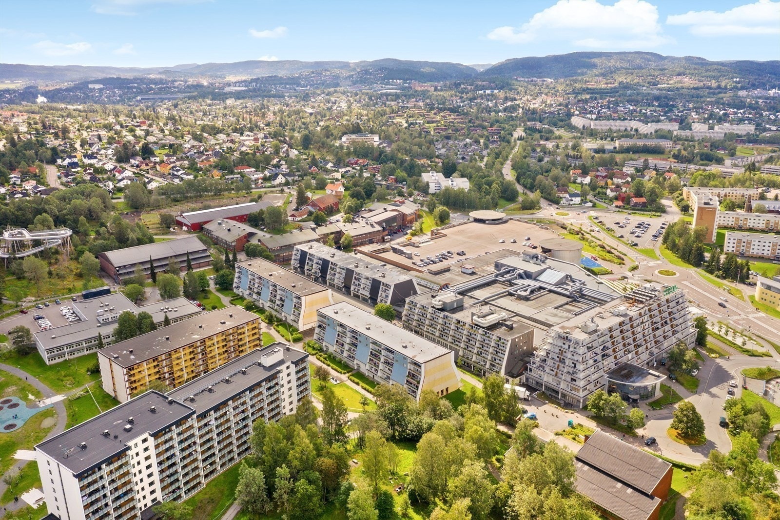 Dronebilde over Stovner. Galleribilde