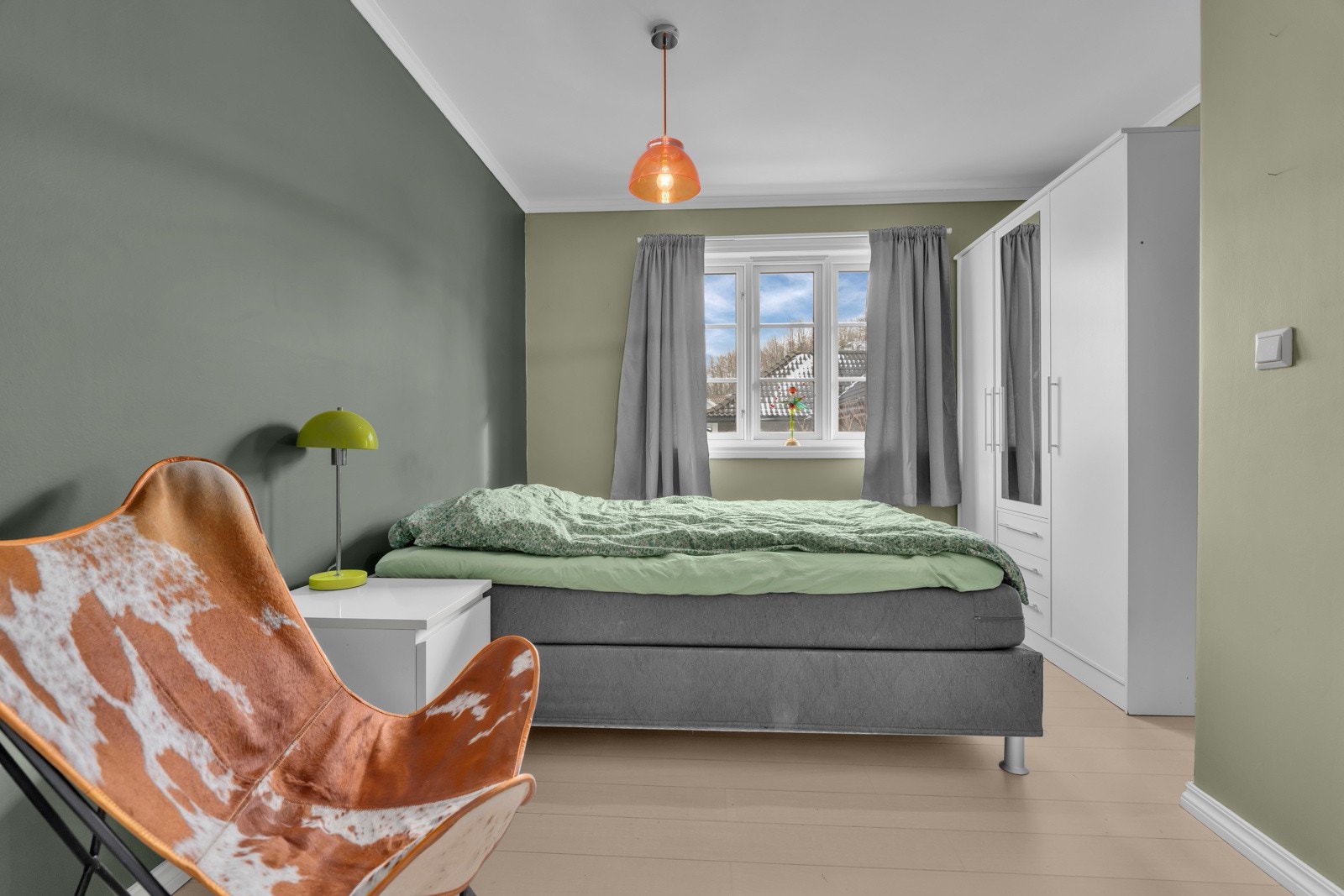 Soverom II er også av en god størrelse med skapplass. Galleribilde