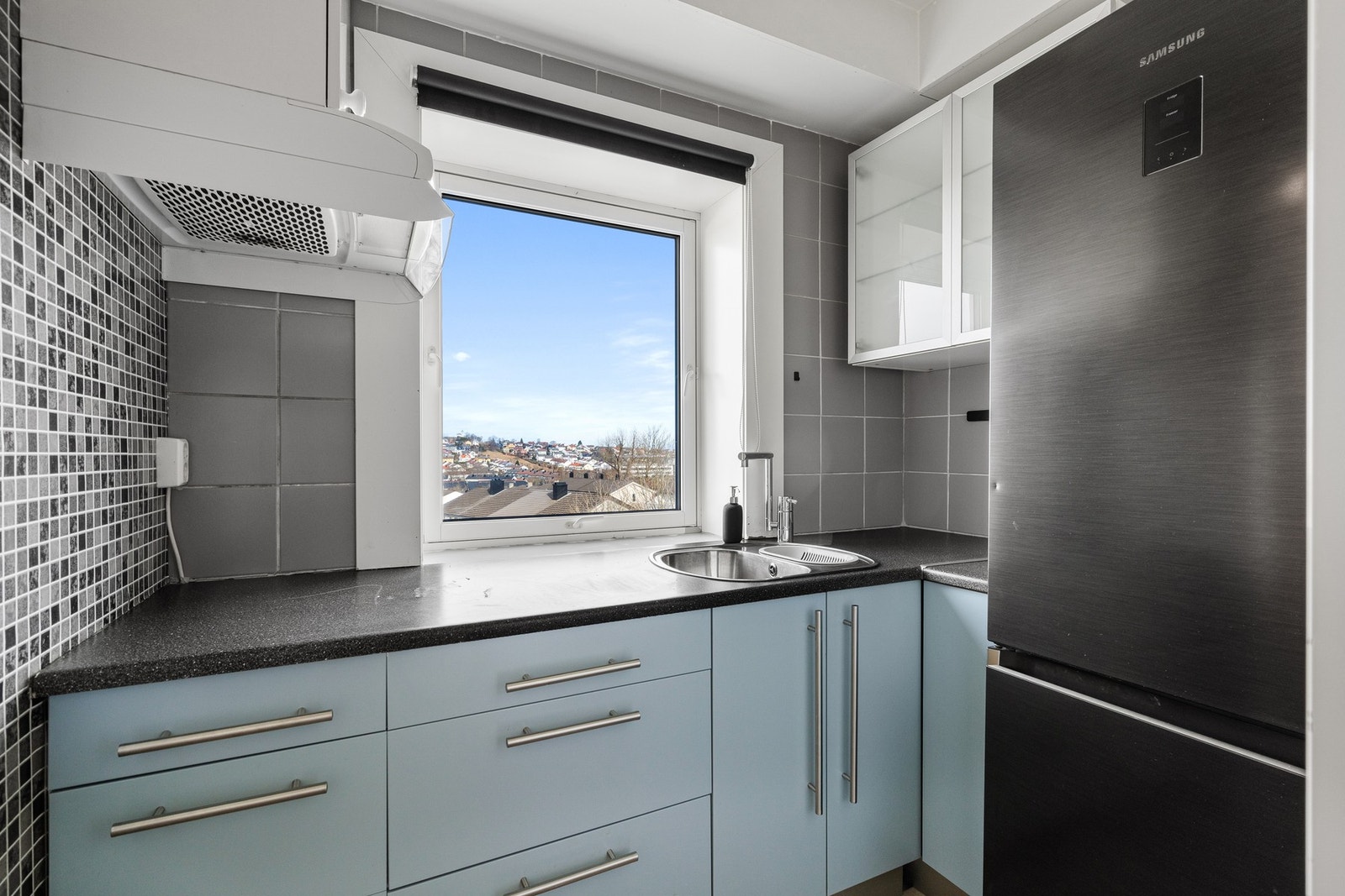 Leiligheten har en separat stue- og kjøkkenløsning. Galleribilde