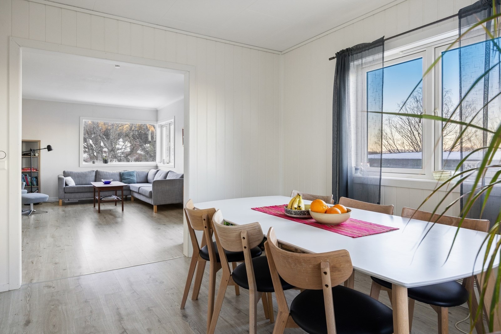 Kjøkken og spisestue utgjør 15,7 kvm. Galleribilde