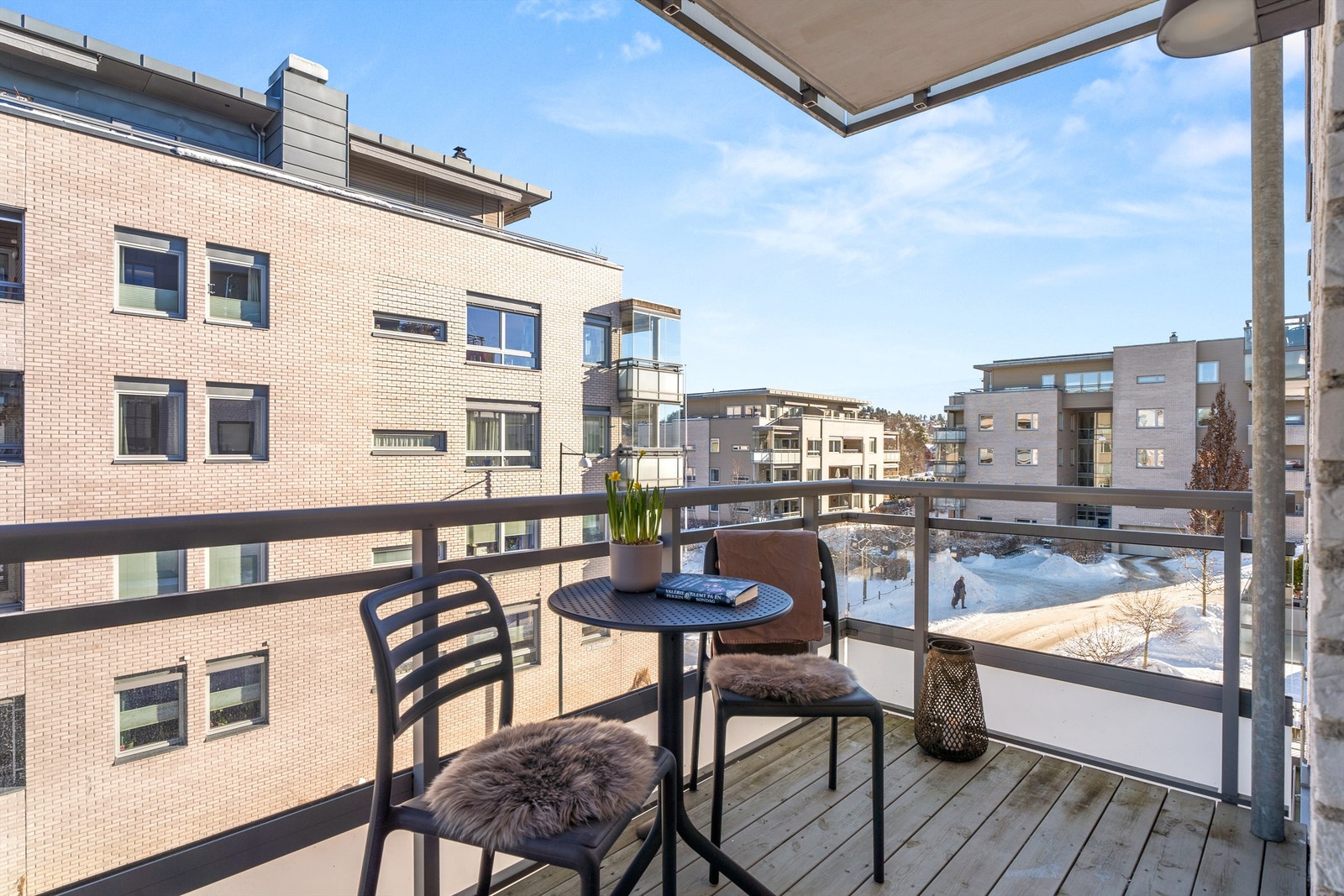 Her kan morgenkaffen nytes når morgensolen står opp. Galleribilde