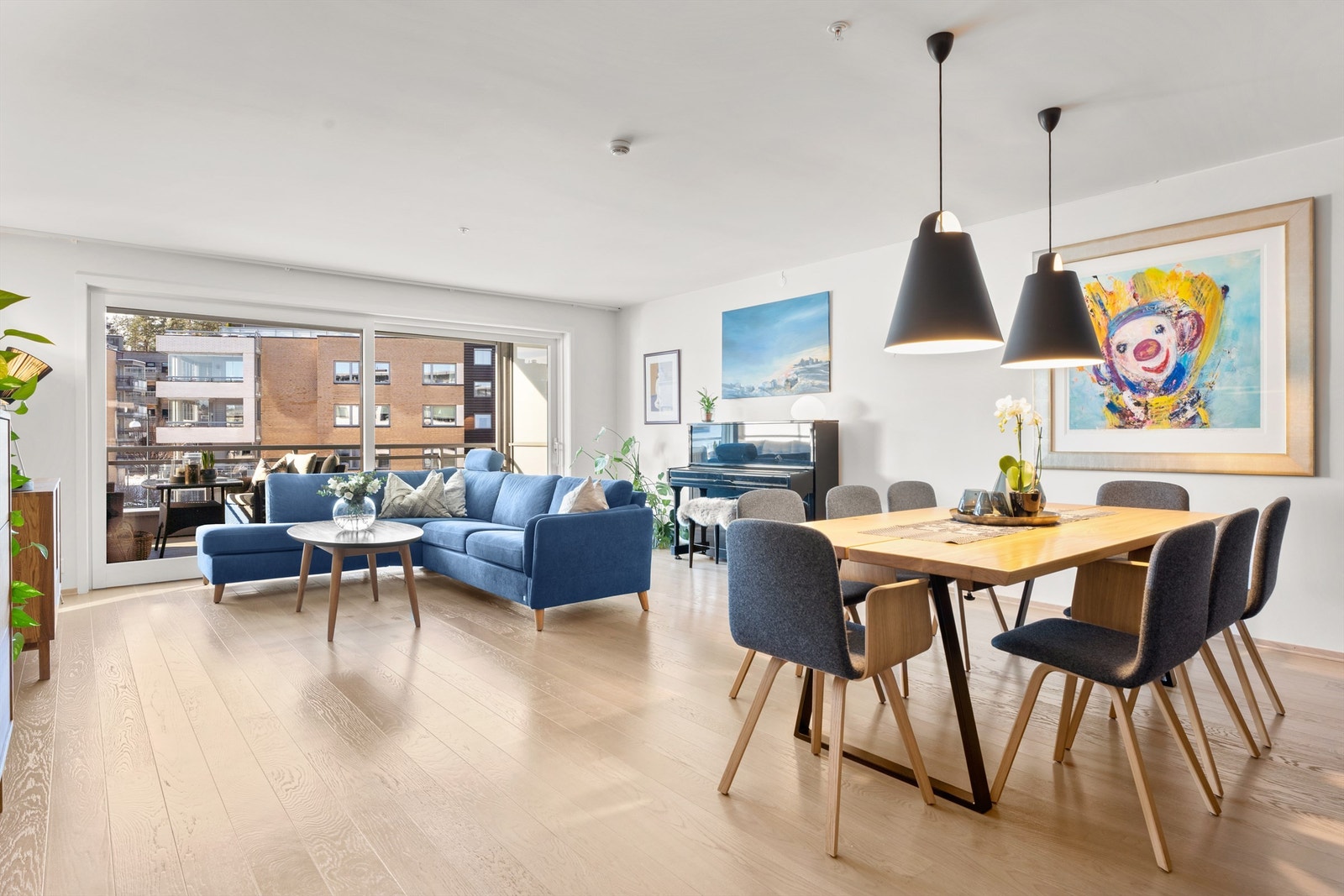 Velkommen til Kantorveien 2C - Drømmer du om et moderne hjem, som du kan flytte rett inn? Foto: Oh Shots Galleribilde