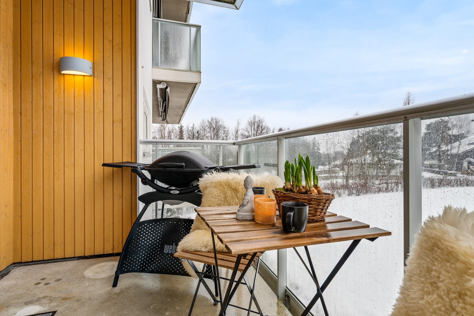 Balkongen er vestvendt og har gode solforhold. Galleribilde