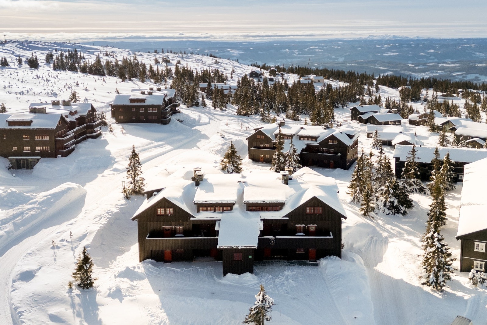Leiligheten har en praktfull beliggenhet på IIsetra 965 m.o.h med utsikt til Gudbrandsdalen. Galleribilde