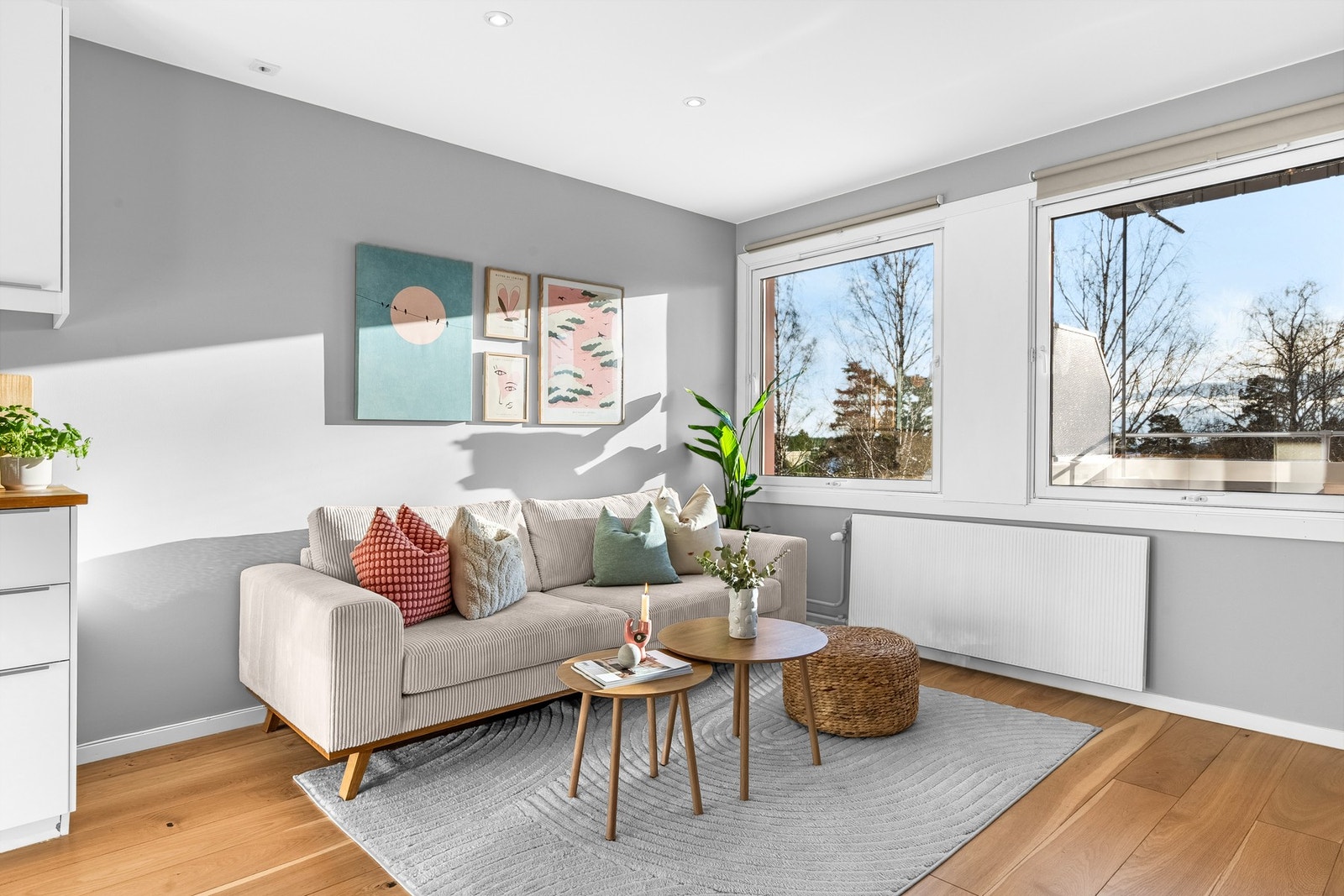 En lys og tiltalende leilighet, med attraktiv beliggenhet på Oppsal. Galleribilde