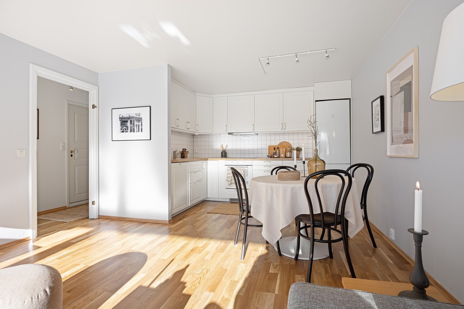 Spiseplass. Galleribilde