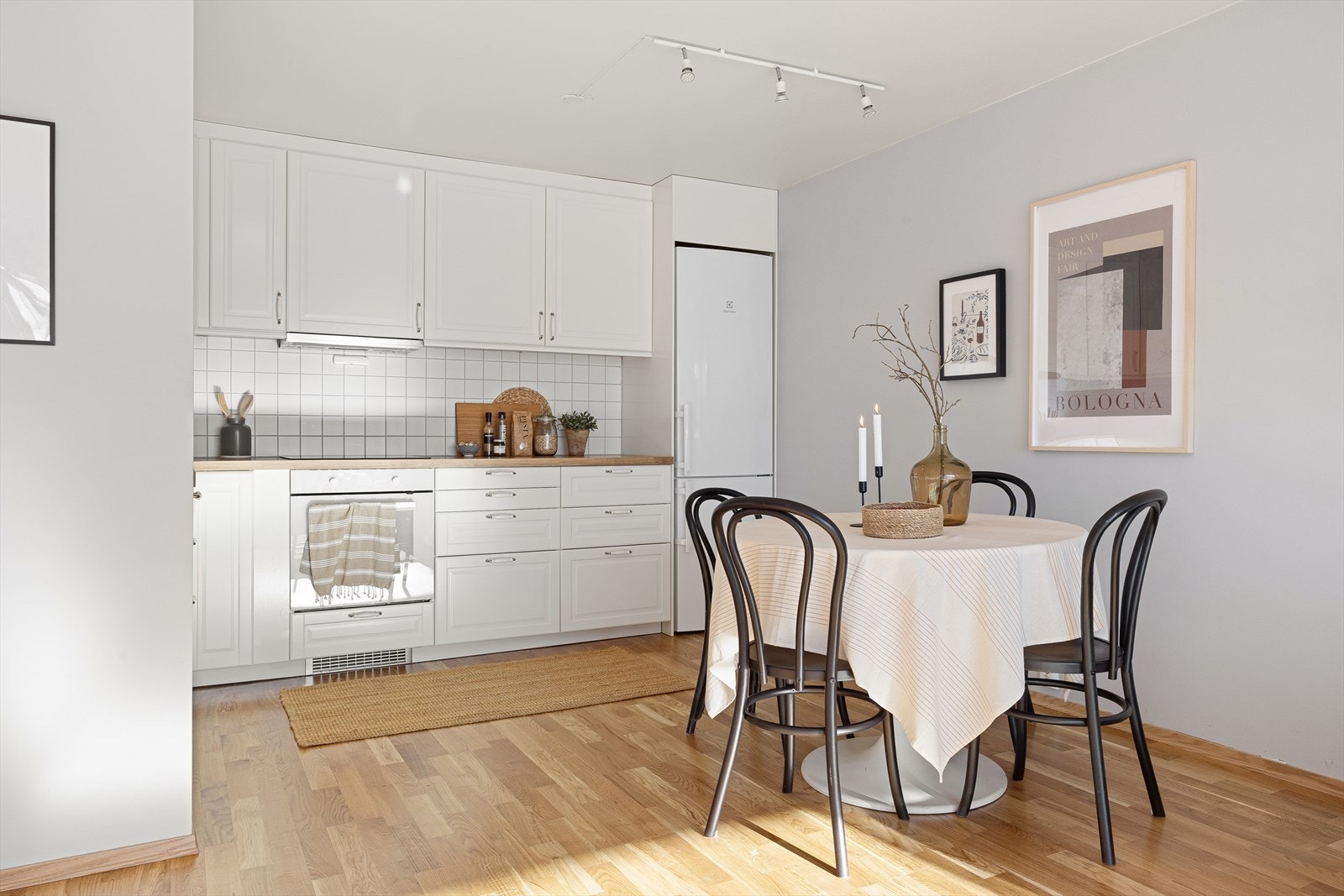 Spiseplass. Galleribilde