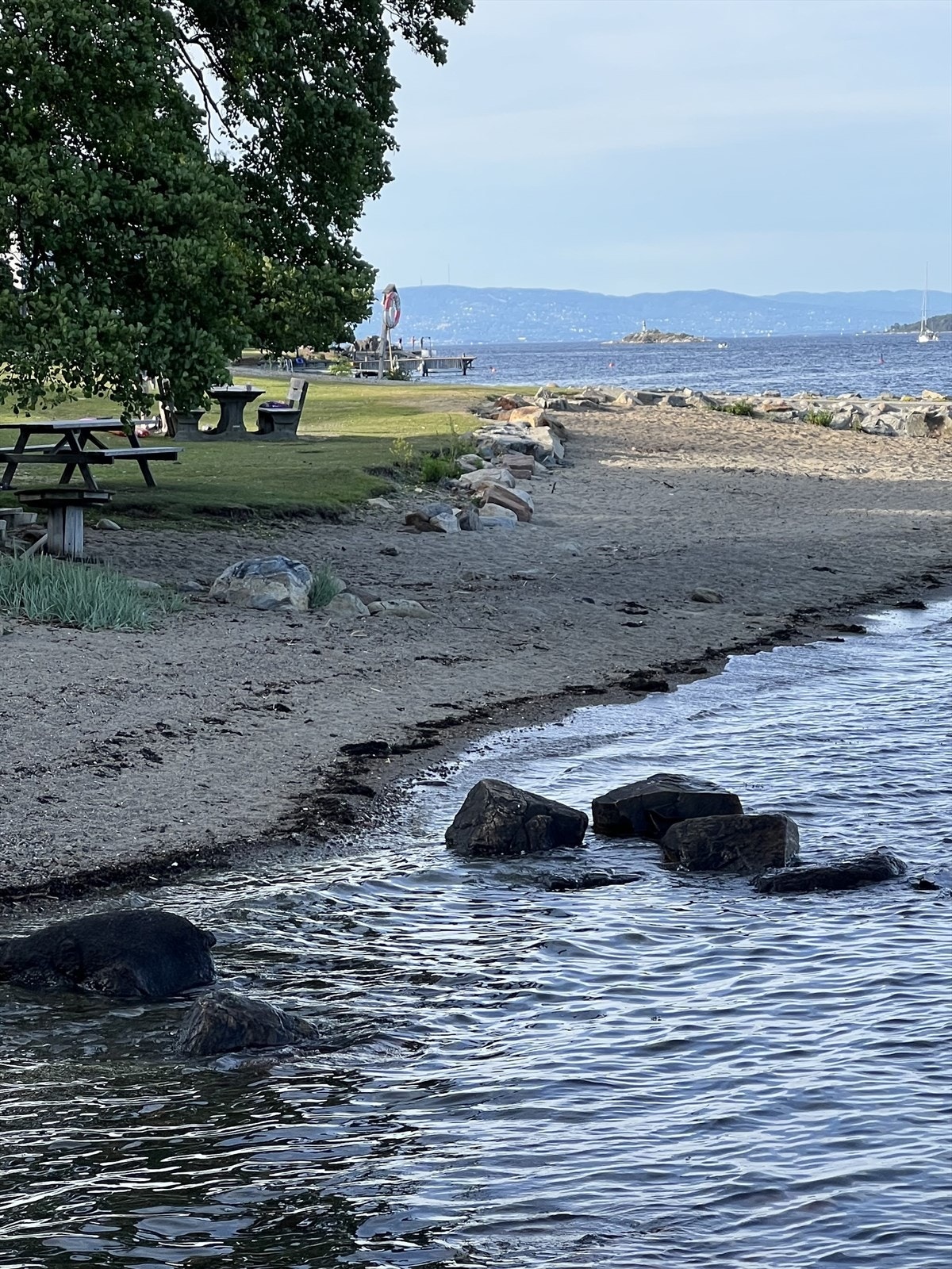 Idylliske Verven stranden ligger i nærområdet. Galleribilde