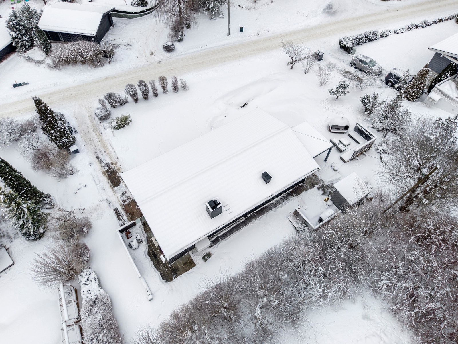 Her bor du med flotte turområder rett utenfor døren, samtidig som skoler, barnehager, butikker og kollektivtransport er lett tilgjengelig. Galleribilde