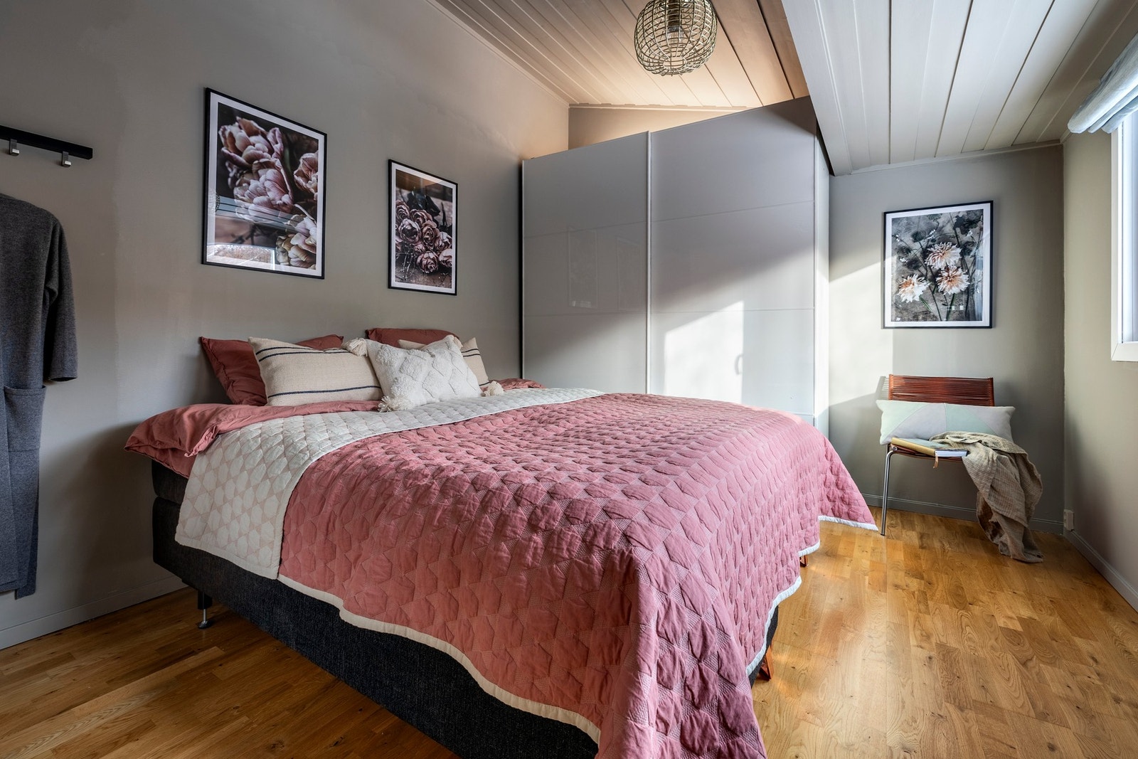 Det er ett soverom i andre etasje. Galleribilde