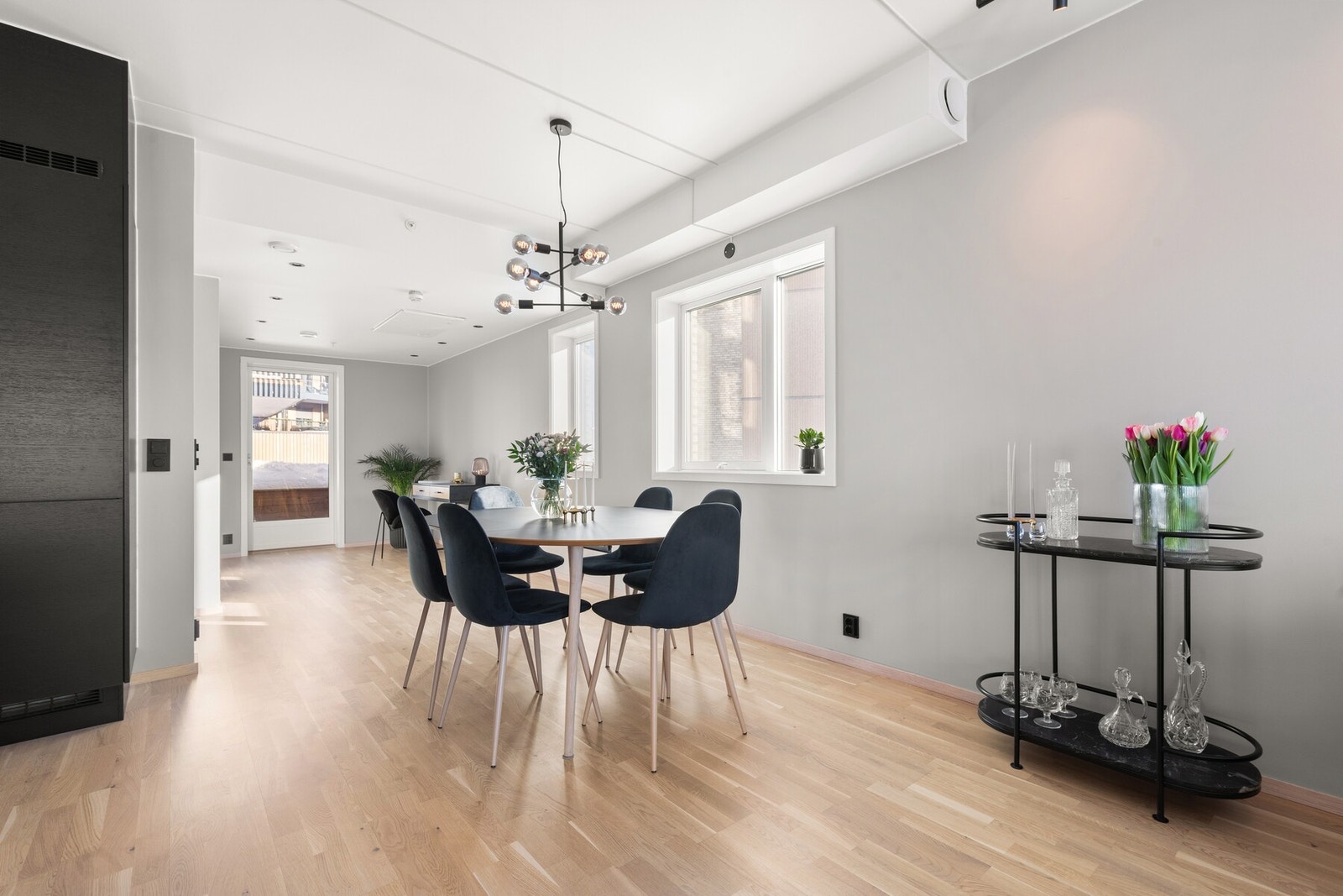 Plejd smartstyring av lys, strøm og varme i leiligheten. Galleribilde