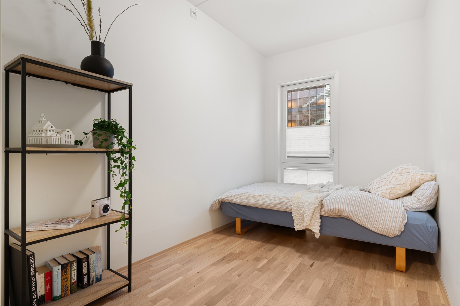 Soverom 3 er på 7,3m². Galleribilde