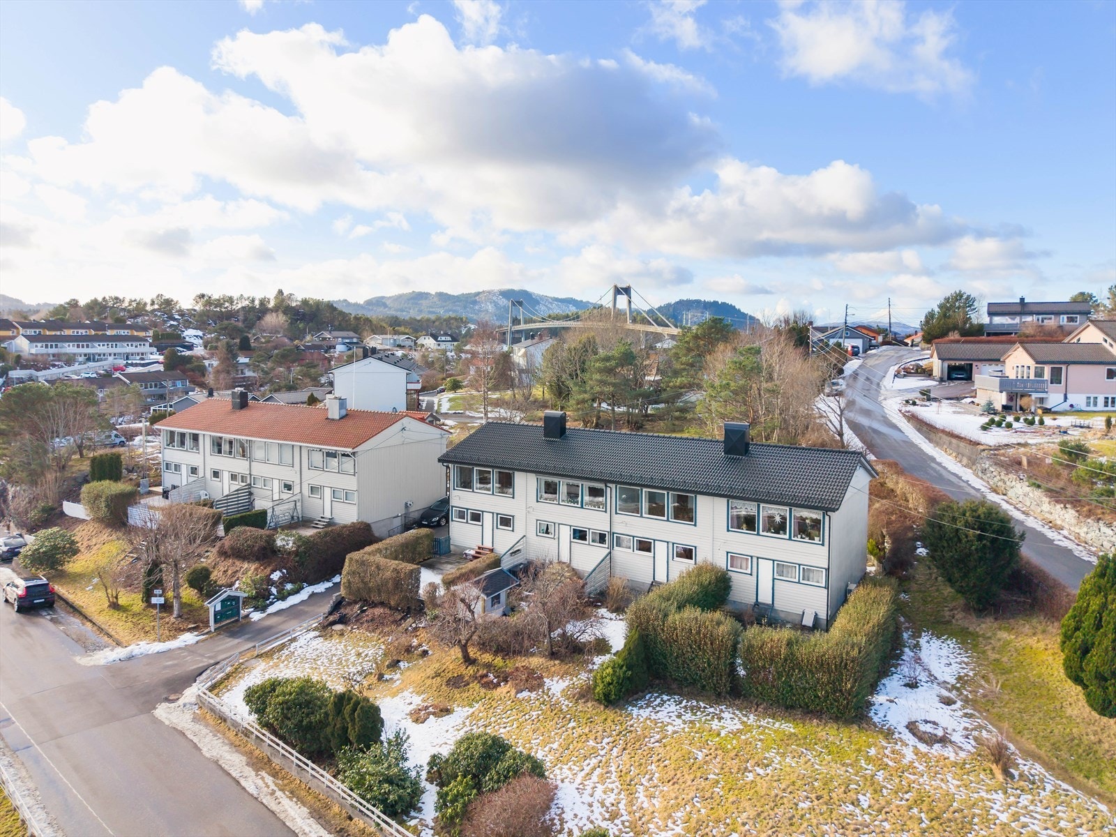 Velkommen til visning i Bruvegen 93 - Presentert av Eiendomsmegler Norge v/Harald Høyland Løndal. Galleribilde