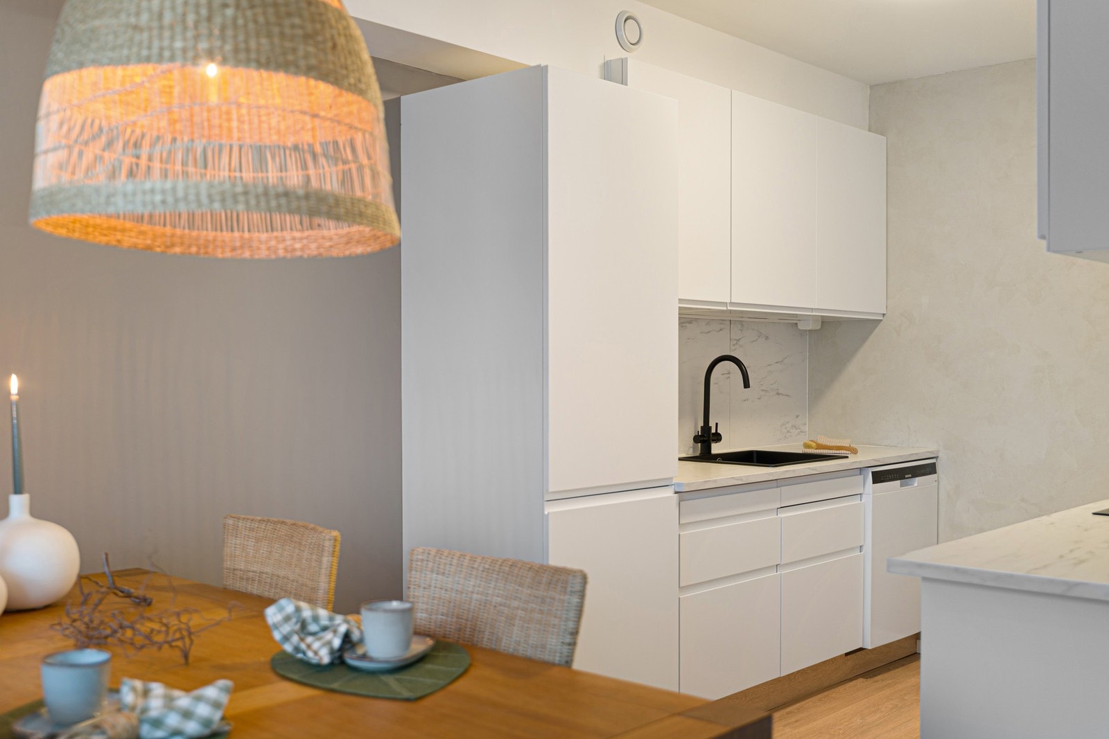 Det er i regi av borettslaget ettermontert balansert ventilasjon i 2020. Galleribilde