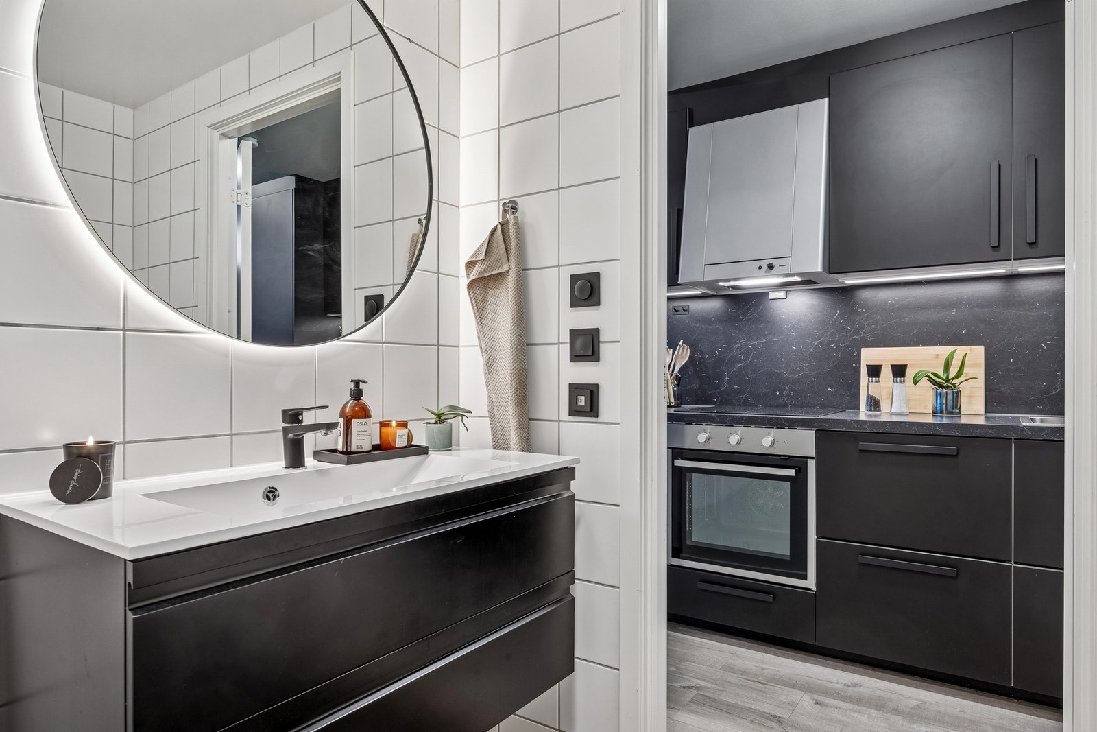 Badet er fra 2007, men har ny baderomsinnredning fra 2022. Galleribilde