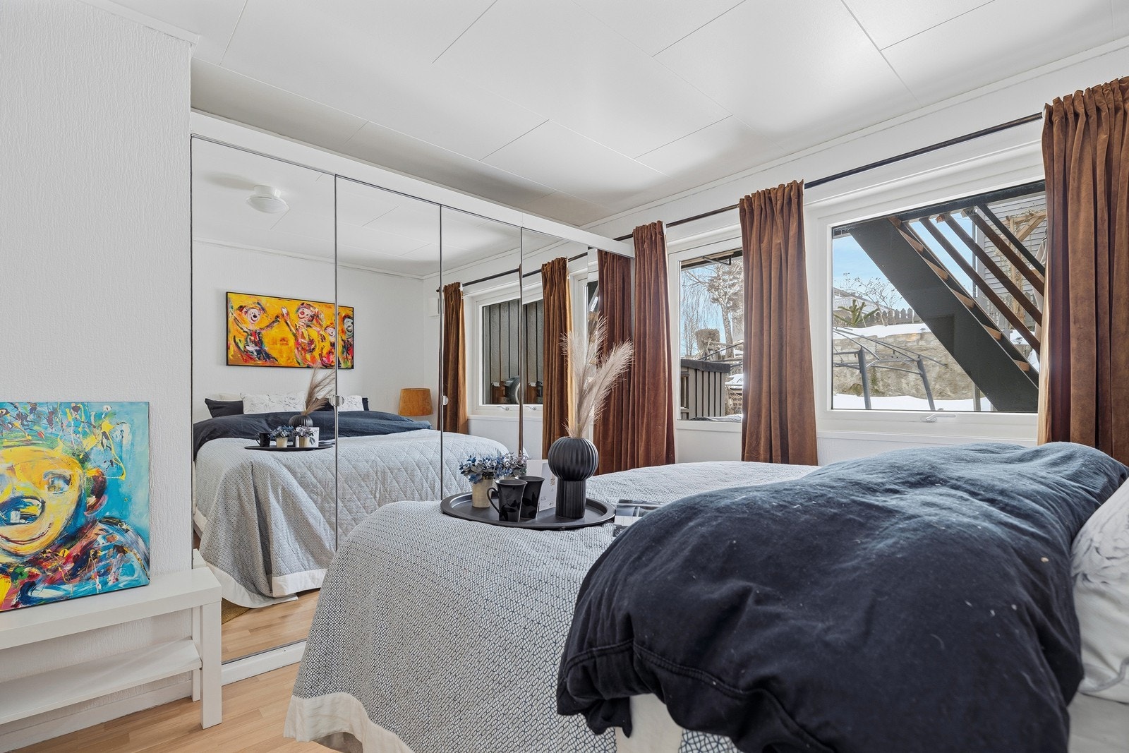 Hovedsoverommet har egen utgang til terrassen Galleribilde