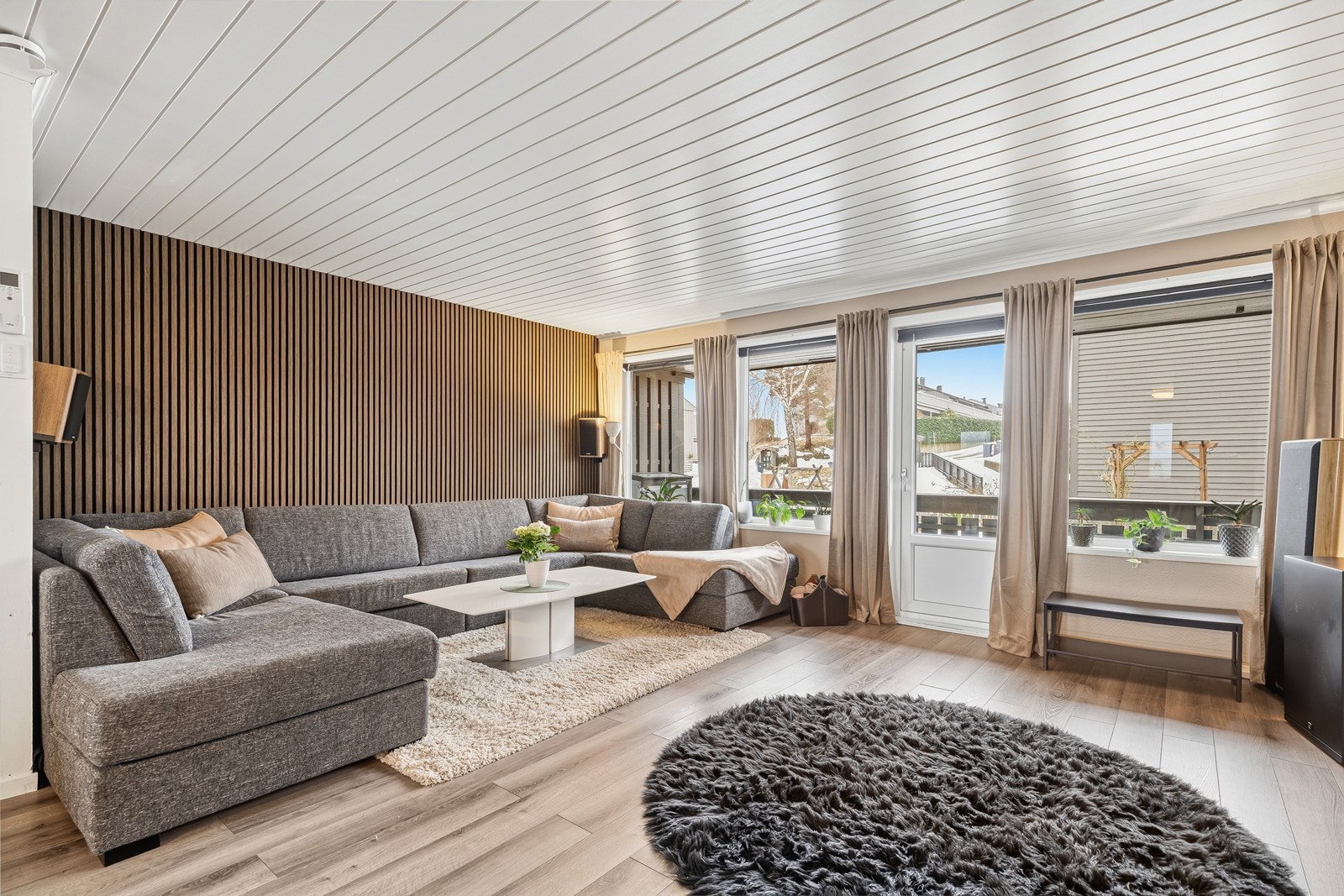 Boligen er fordelt på 2 etasjer og har et bruksareal på 128 m² Galleribilde