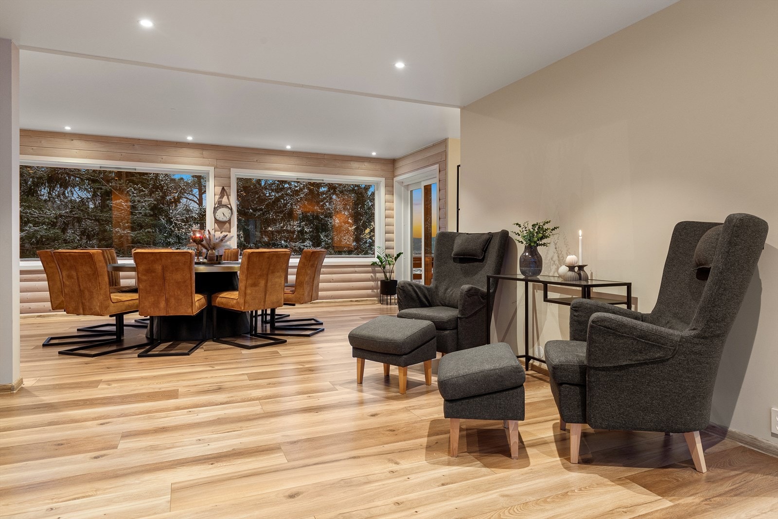 Stor og flott spisestue Galleribilde