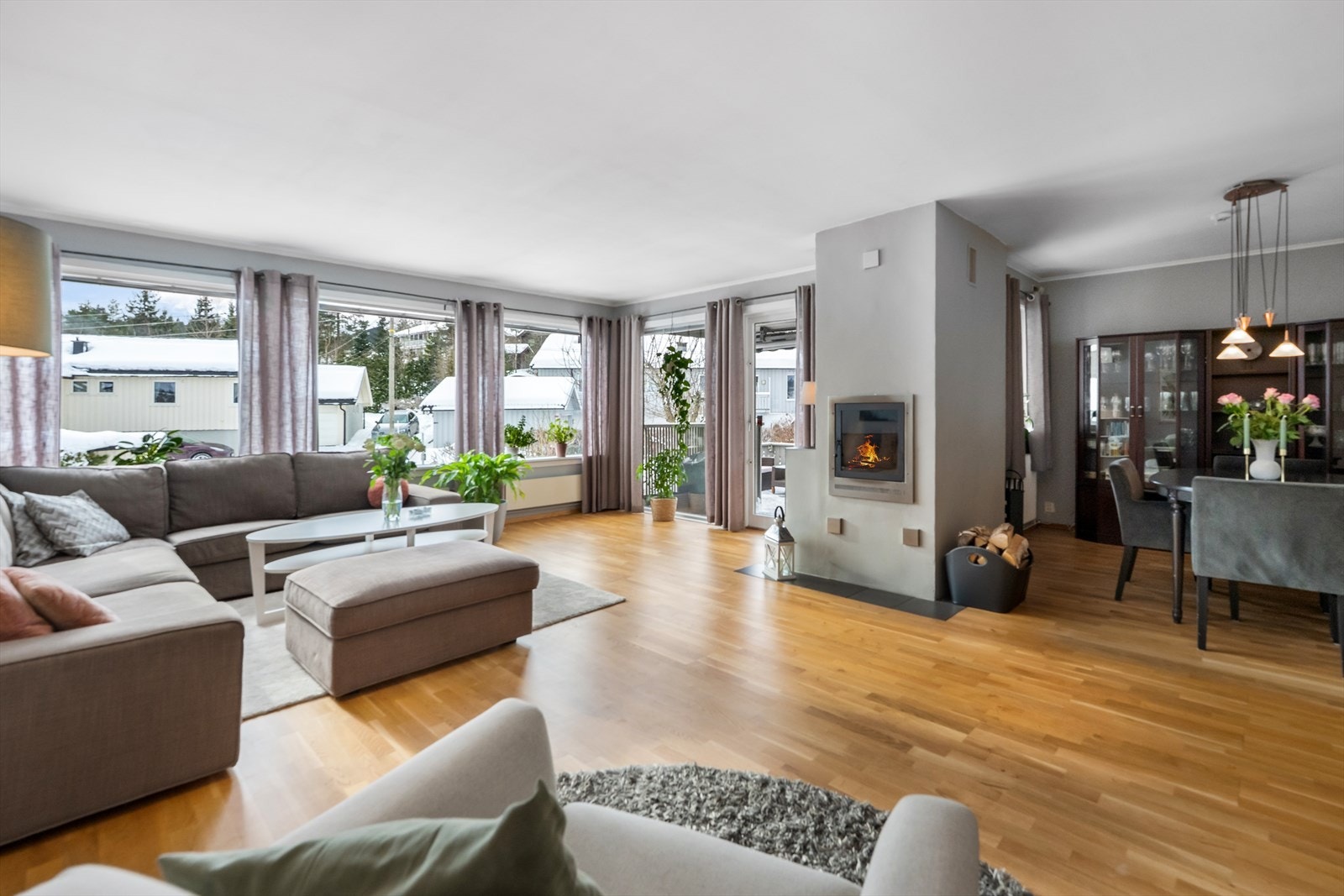 DNB Eiendom ved Malin Bruer har gleden av og presentere Hasselbakken 8! Galleribilde