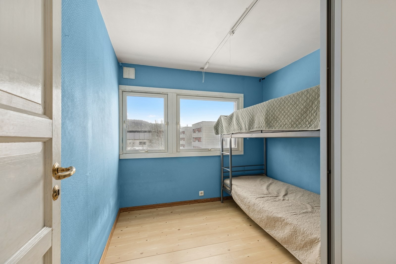 Soverom 2 egner seg godt som barnerom, gjesterom eller kontor. Galleribilde