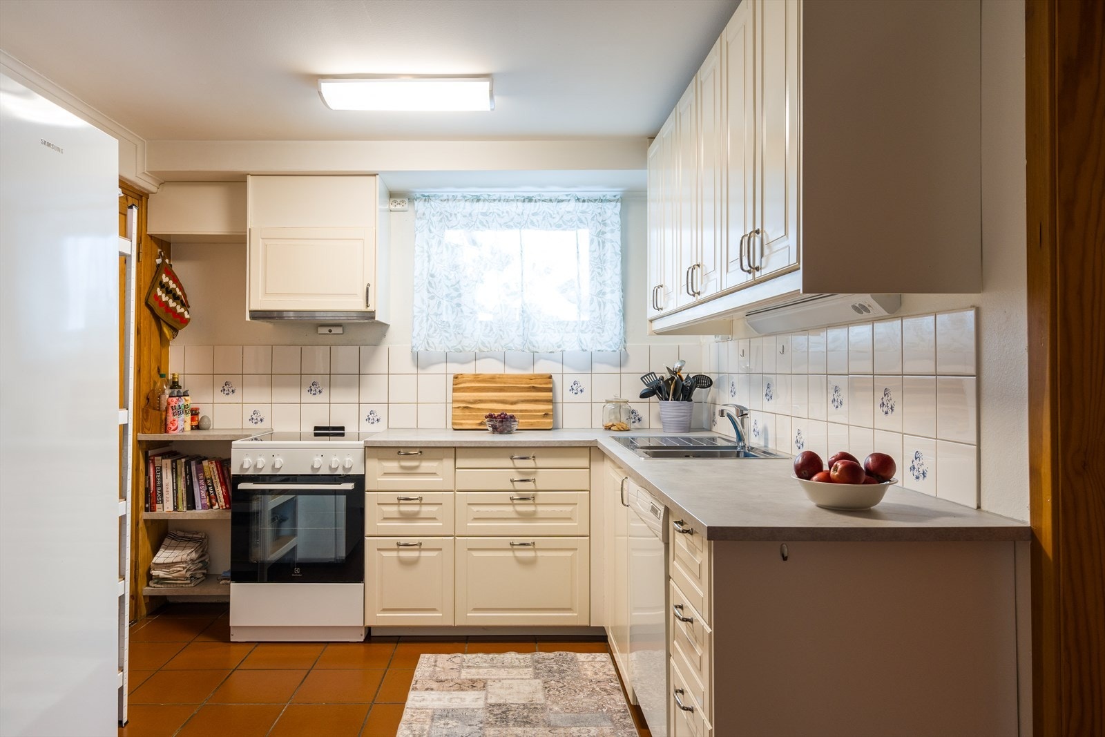 Her er det også gulvvarme i stue, kjøkken og på bad. Galleribilde