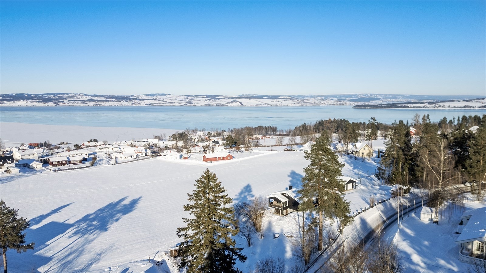 Landlig og fin beliggenhet. Galleribilde