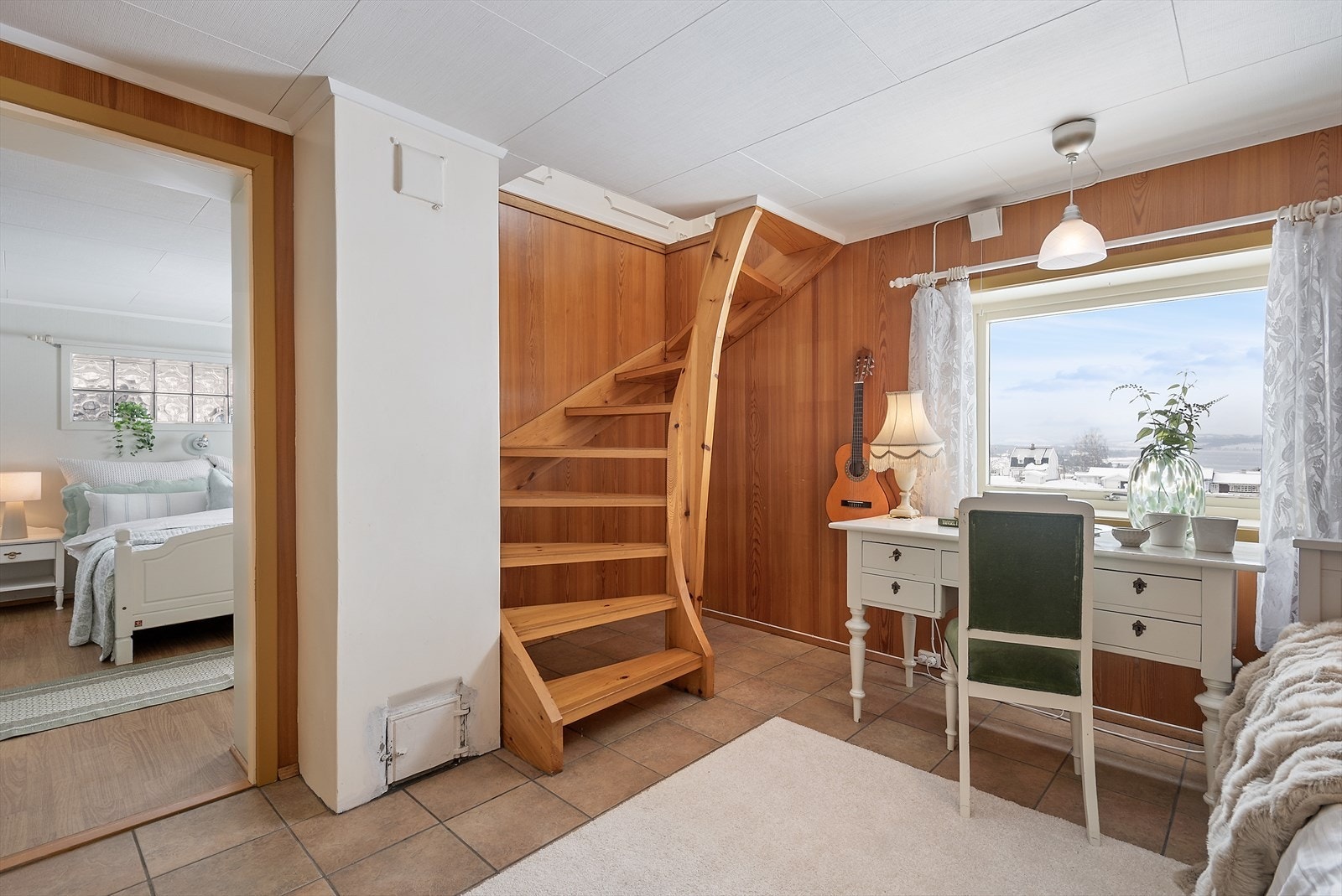 Trapperom mellom etasjene. Galleribilde