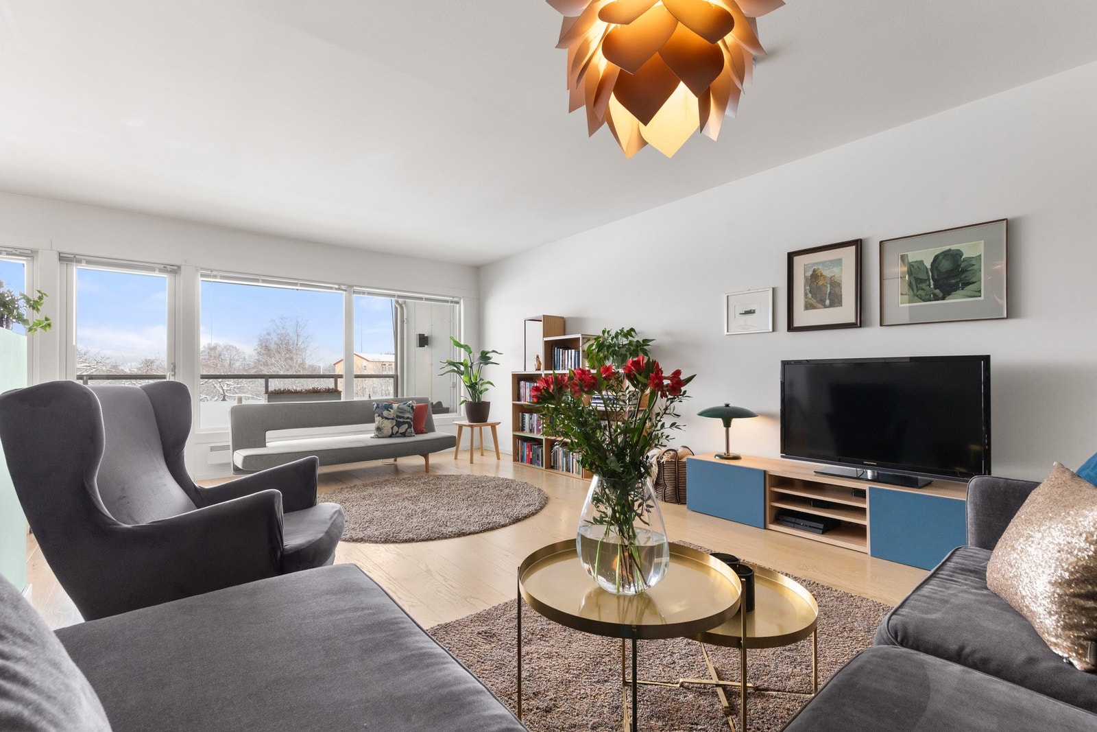 Her bor du i rolige og grønne omgivelser ved foten av Holmenkollen. Galleribilde