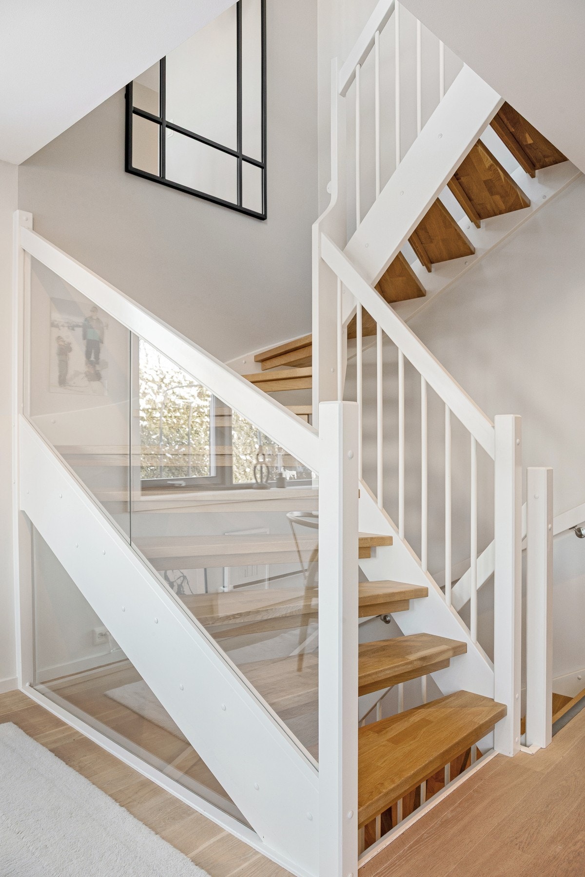 Trappehall. Galleribilde