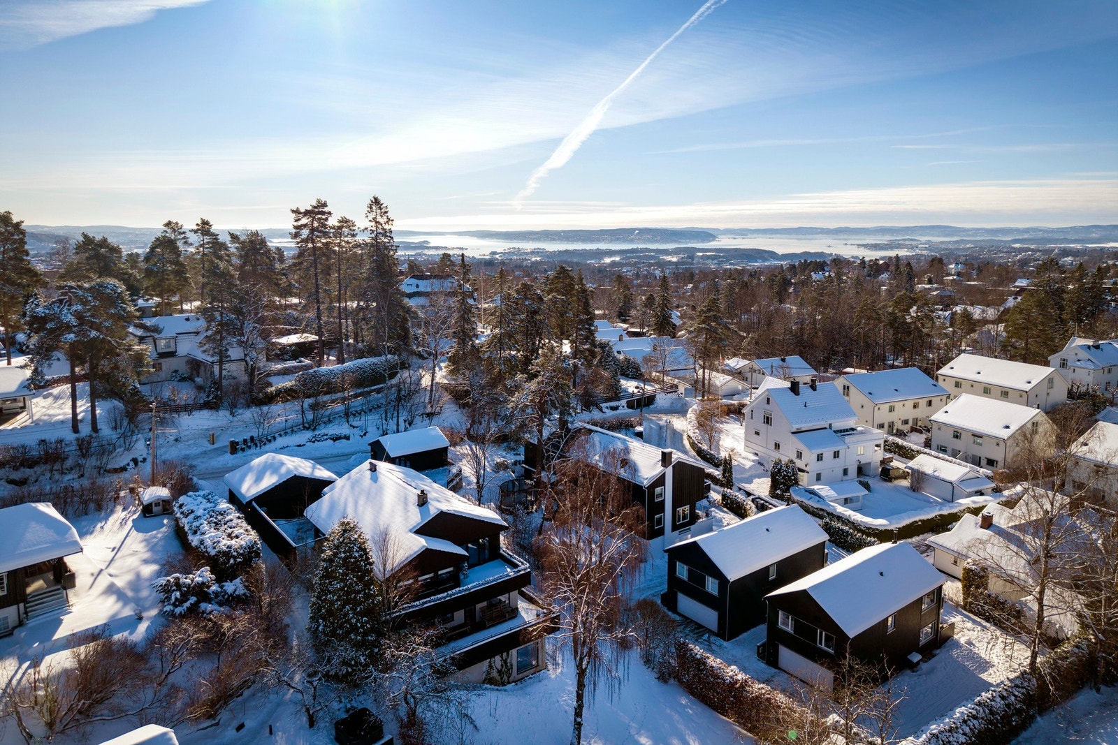 Velkommen til en hyggelig visning!
Dronefoto: Marius Beckmann Galleribilde