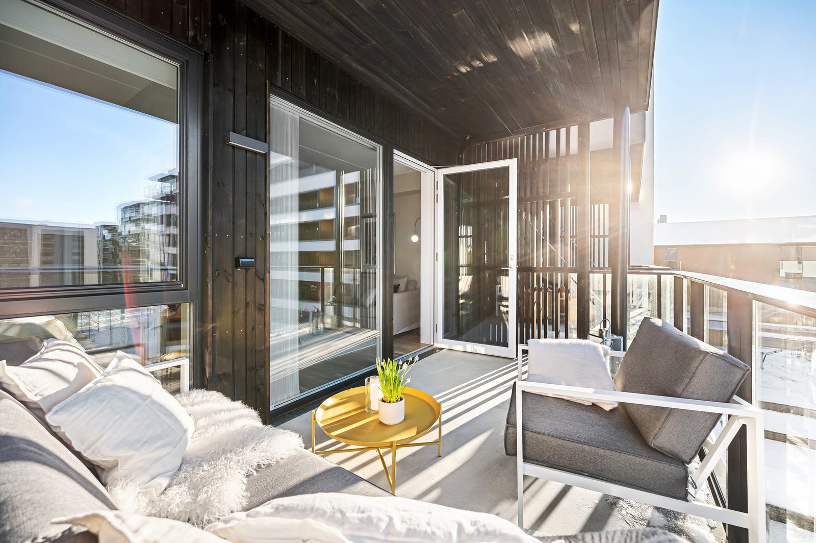 Her får man en flott balkong med gode solforhold. Galleribilde