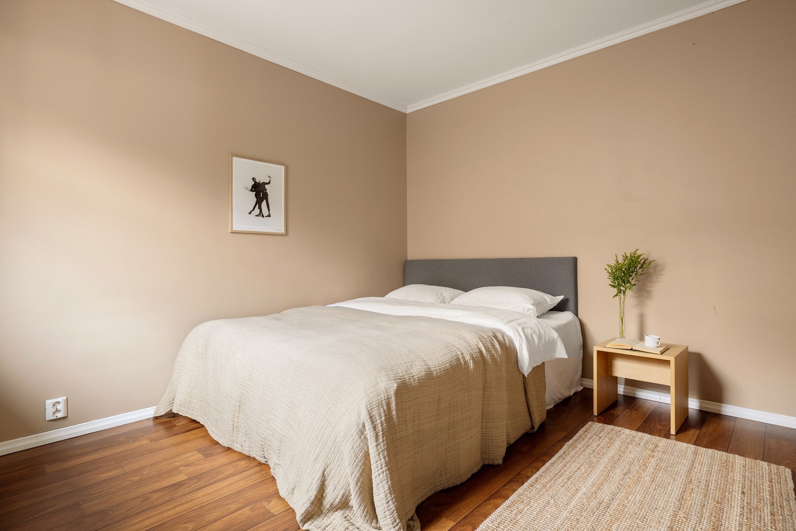 Hovedsoverommet måles til 12,8 kvm. Galleribilde